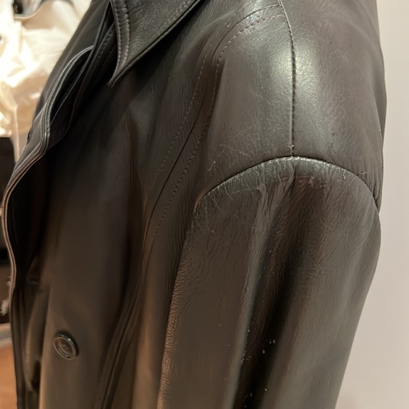 MEN’s REAL GENUINE LEATHER Long Coat Size 42 lined with Skunk fur lining - Picture 9 of 11